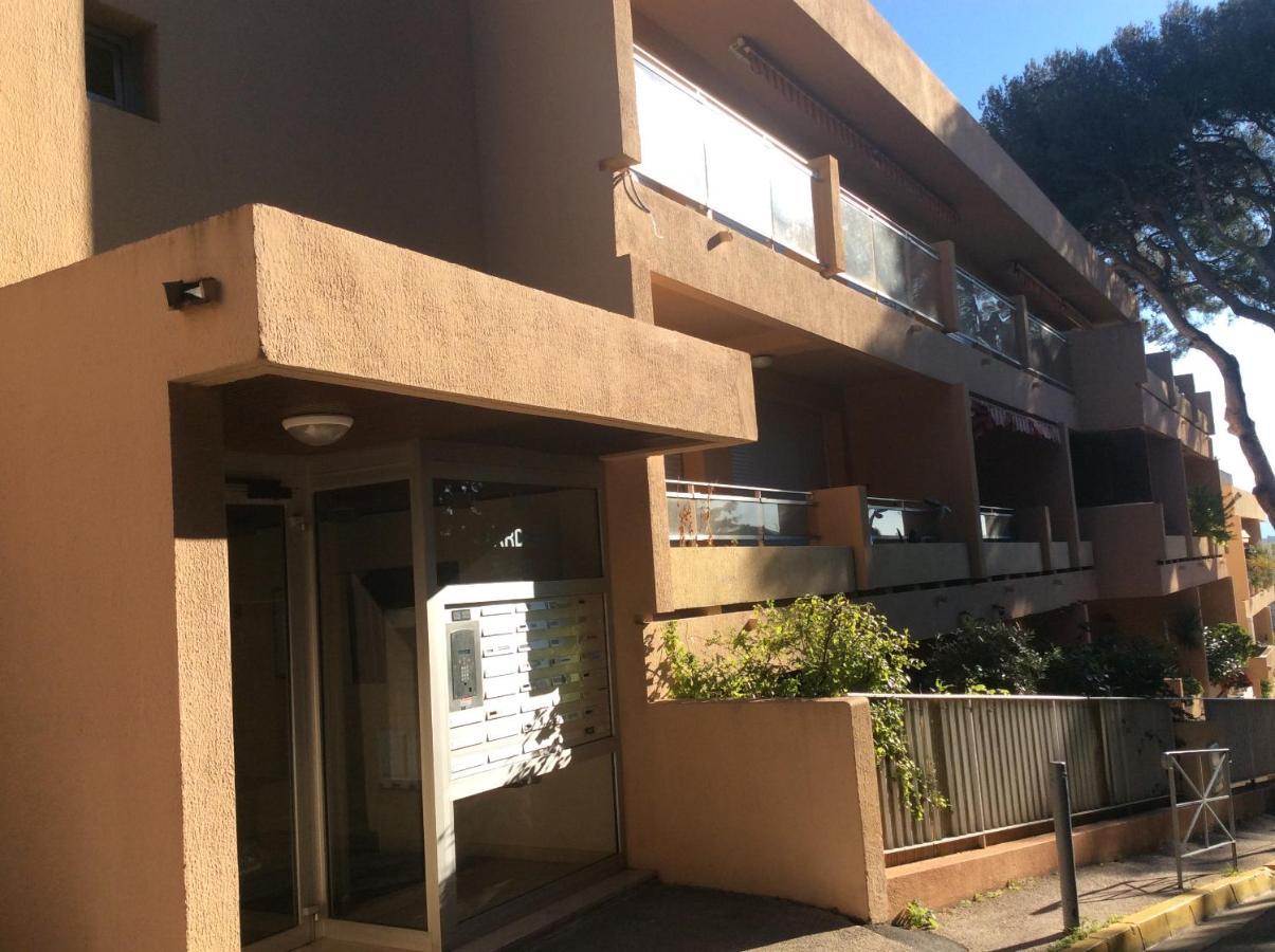 Studio Bandol Centre 2 Etoiles Ideal Emplacement المظهر الخارجي الصورة